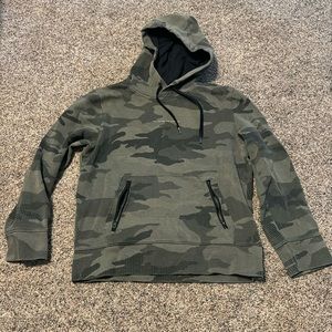 EUC Hollister sweatshirt